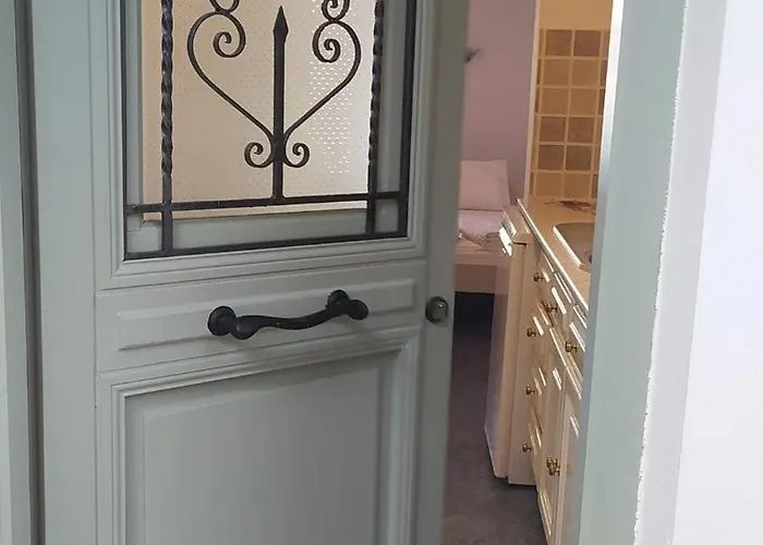 Meltemi Stoudio Skopelos